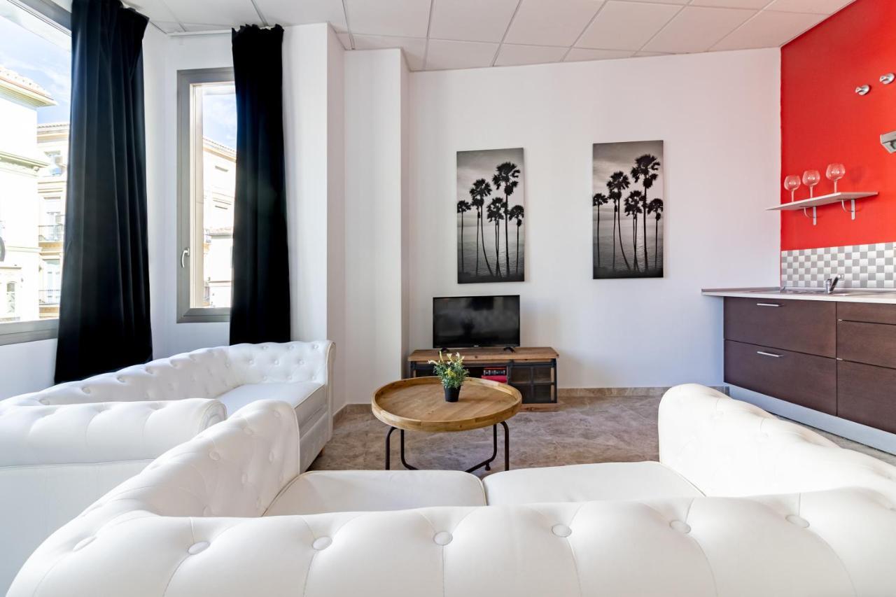Saenz Suites Gallery By Bossh! Apartments Малага Экстерьер фото