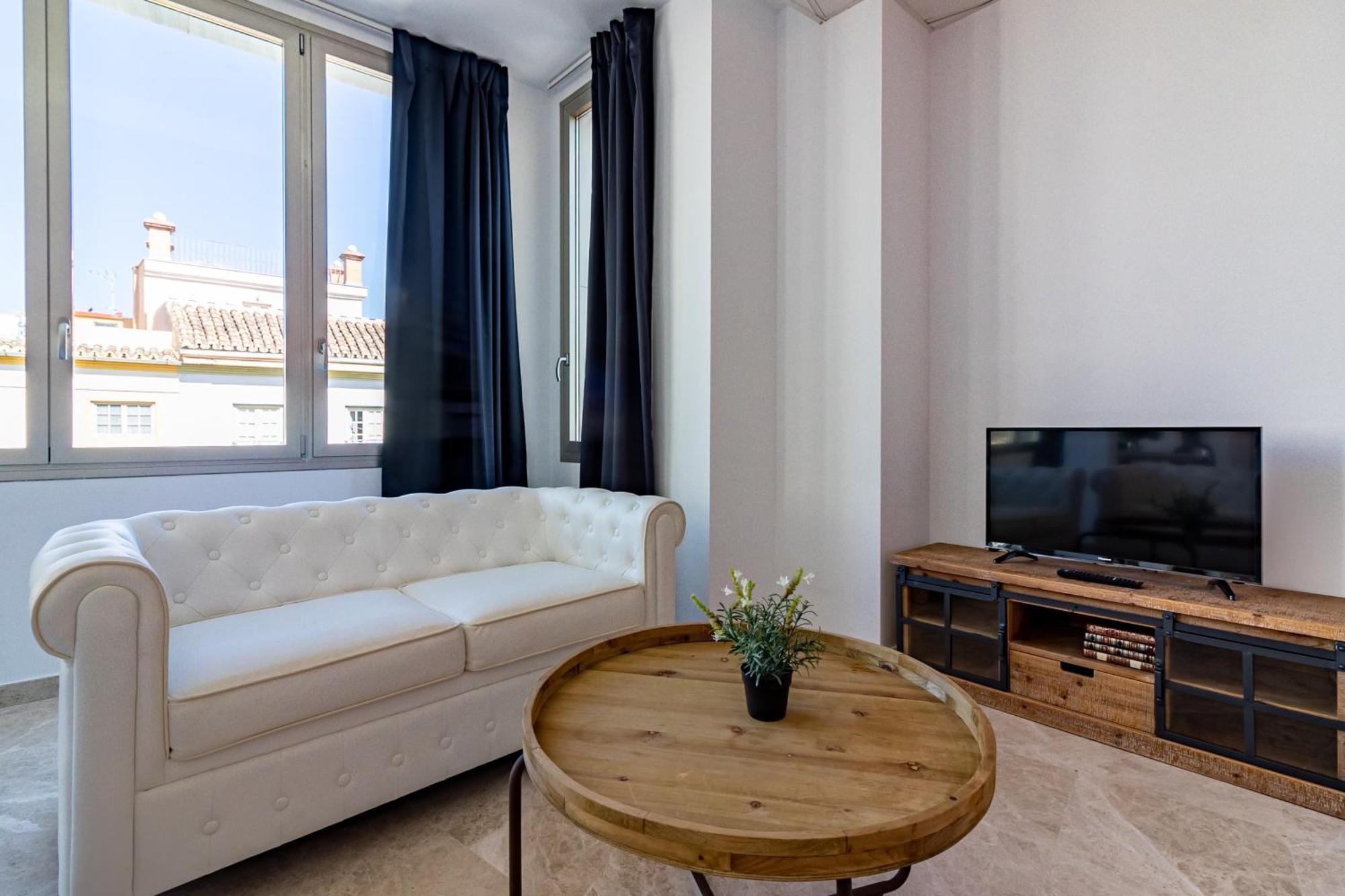 Saenz Suites Gallery By Bossh! Apartments Малага Номер фото